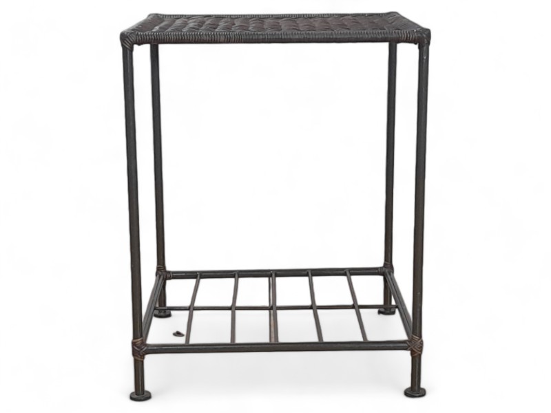 Mesa Lateral Tatu - Rattan